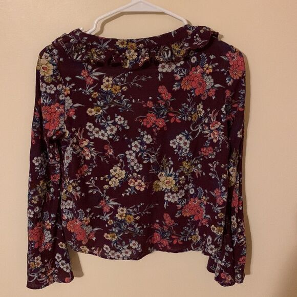 American Eagle Maroon Floral Long Sleeve Ruffle Blouse size XS - Picture 6 of 7